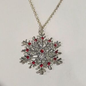 Christmas Silver tone Snowflake Pendant Necklace w/ Red Accents, Women's Jewelry